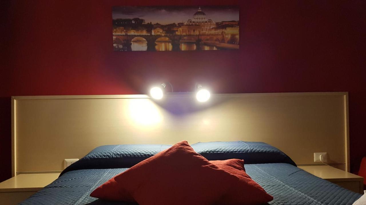Domus Roma Hotel ภายนอก รูปภาพ