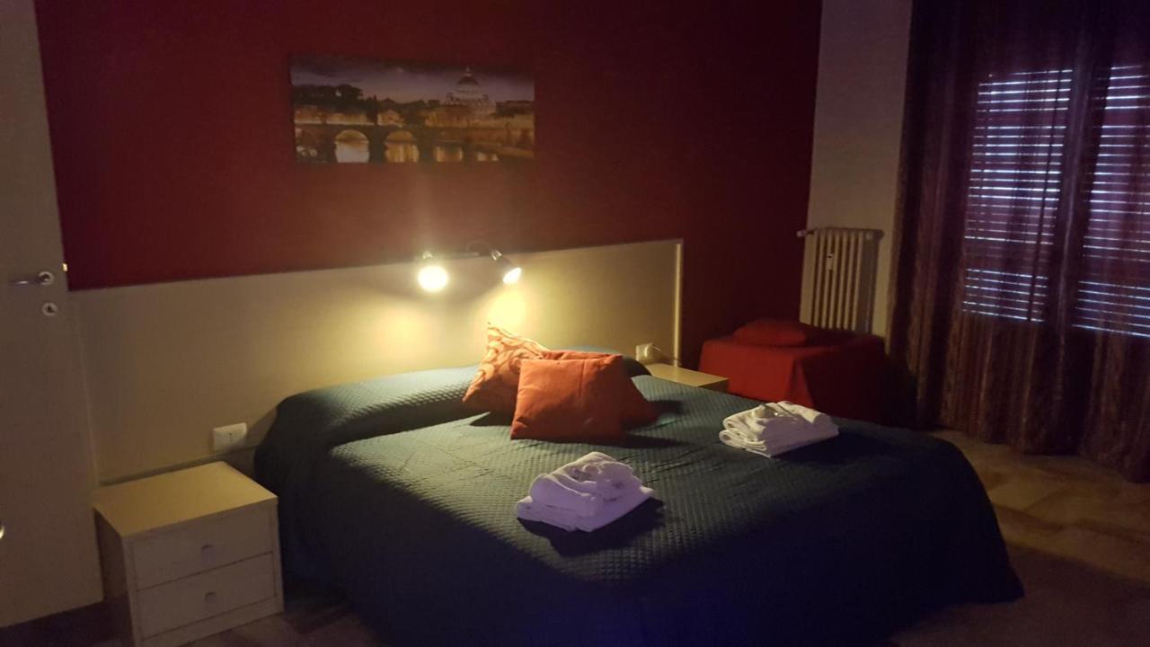 Domus Roma Hotel ภายนอก รูปภาพ
