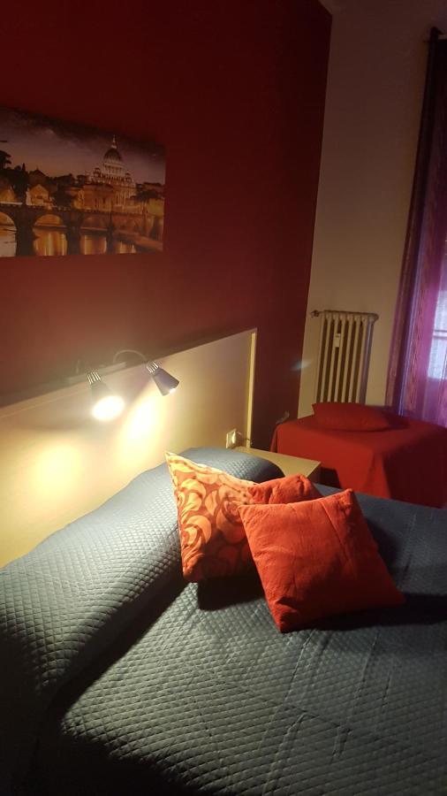 Domus Roma Hotel ภายนอก รูปภาพ